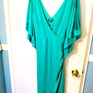 Bebe green midi dress